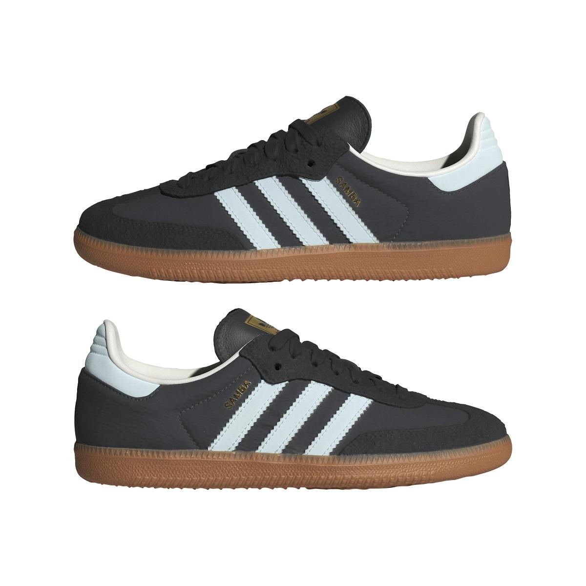 product/2/0/2025_08_adidas_id0493_10_footwear_photography_mirrored_pair_view_white.jpg