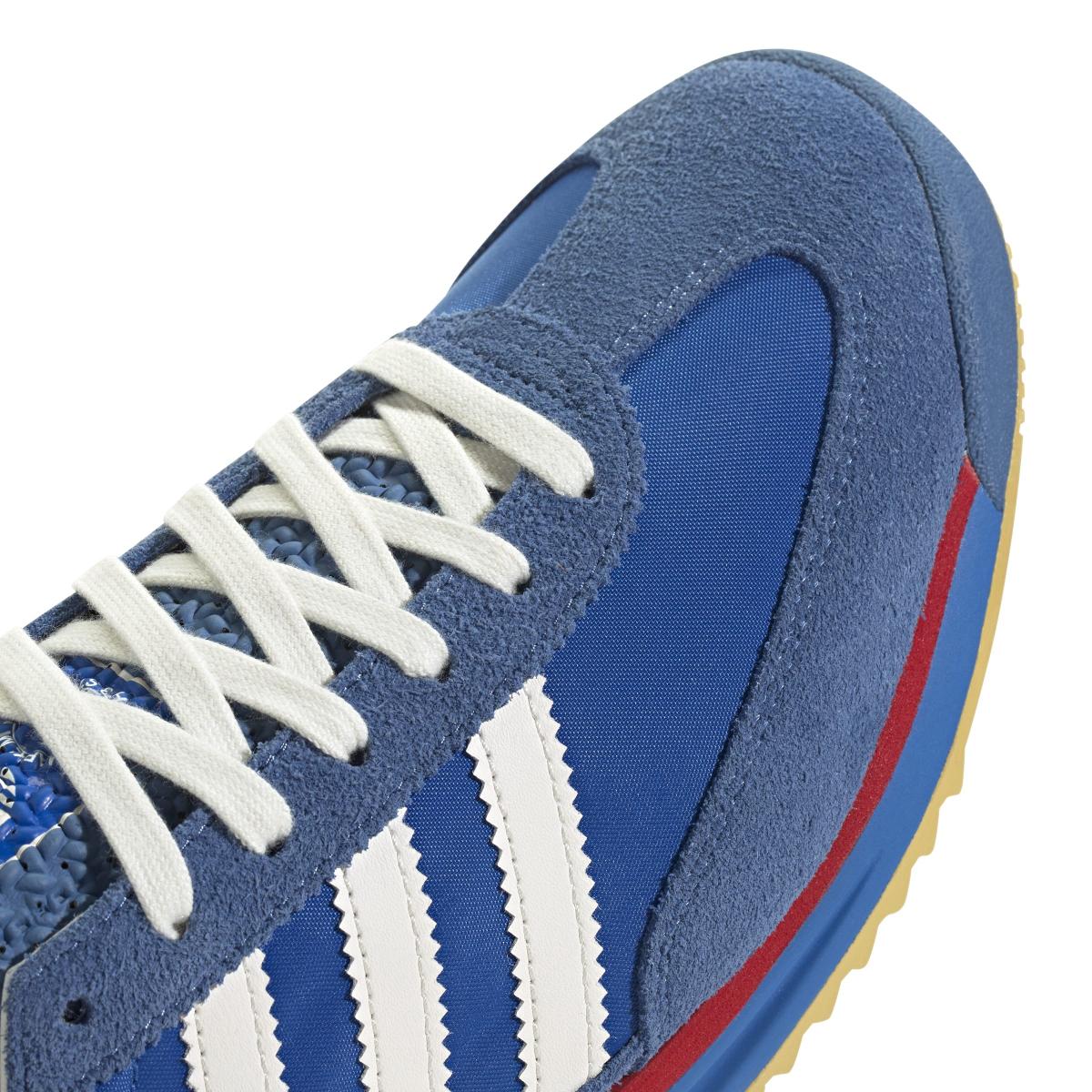 product/2/0/2025_08_adidas_ig2132_9_footwear_photography_detail_view_2_white.jpg