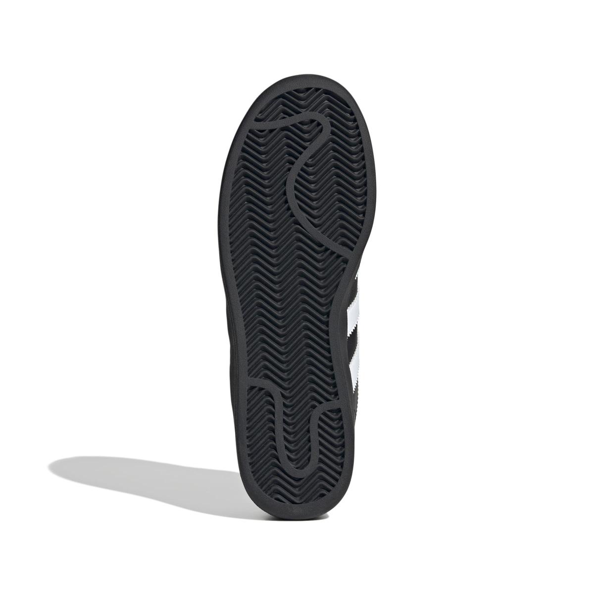 product/2/0/2025_08_adidas_ig9777_4_footwear_photography_bottom_view_white.jpg