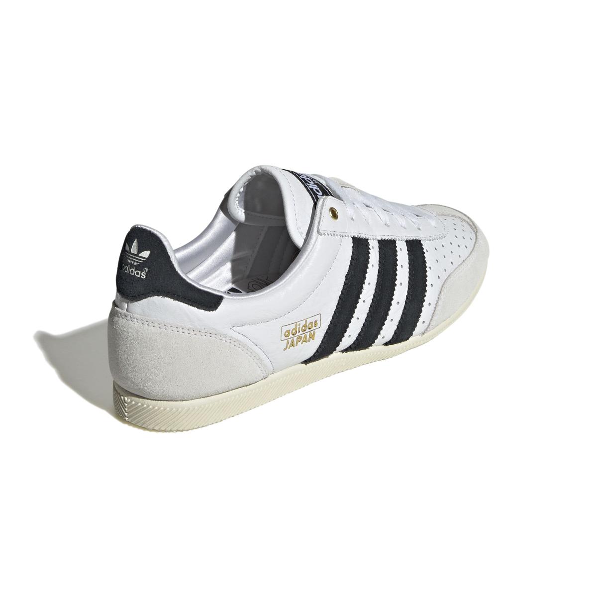 product/2/0/2025_08_adidas_ih5489_7_footwear_photography_back_lateral_top_view_white.jpg