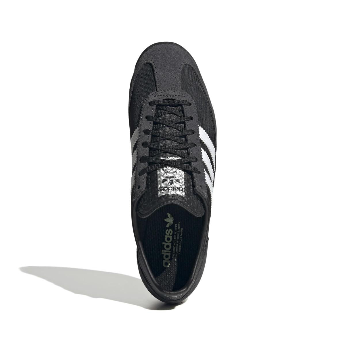 product/2/0/2025_08_adidas_jh7390_3_footwear_photography_top_portrait_view_white.jpg