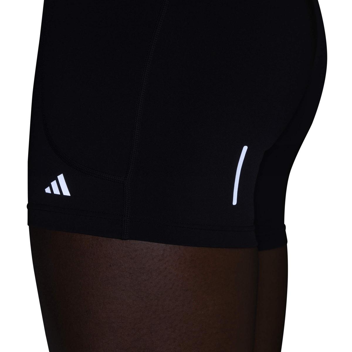 product/2/0/2025_09_adidas_iu1655_7_apparel_on_model_detail_view_2_white.jpg
