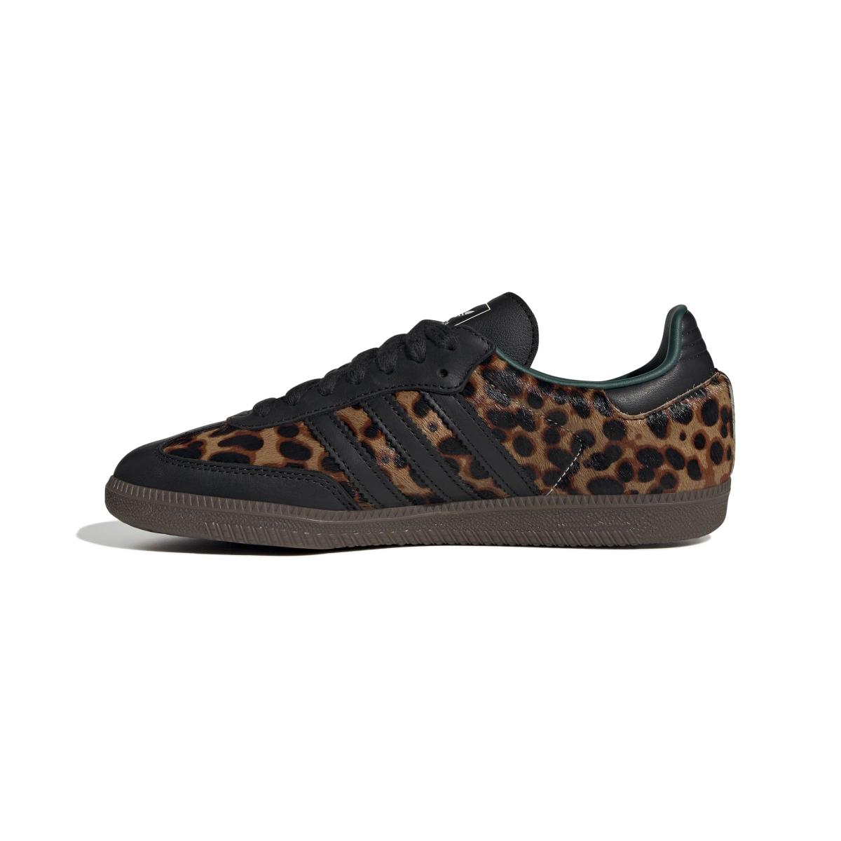 product/2/0/2025_09_adidas_ji2735_5_footwear_photography_side_medial_center_view_white.jpg