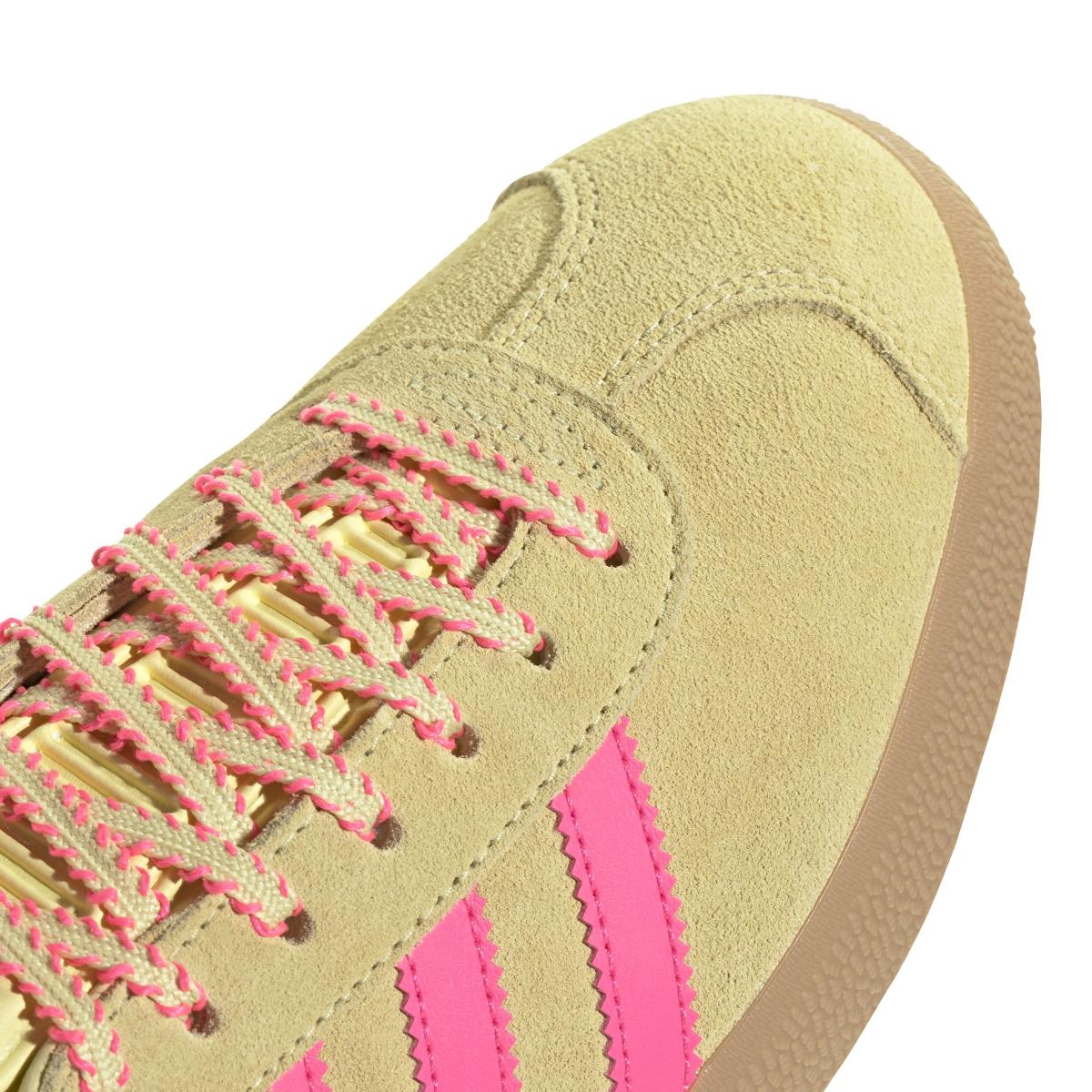 product/2/0/2025_10_adidas_jh7211_8_footwear_photography_detail_view_1_white.jpg