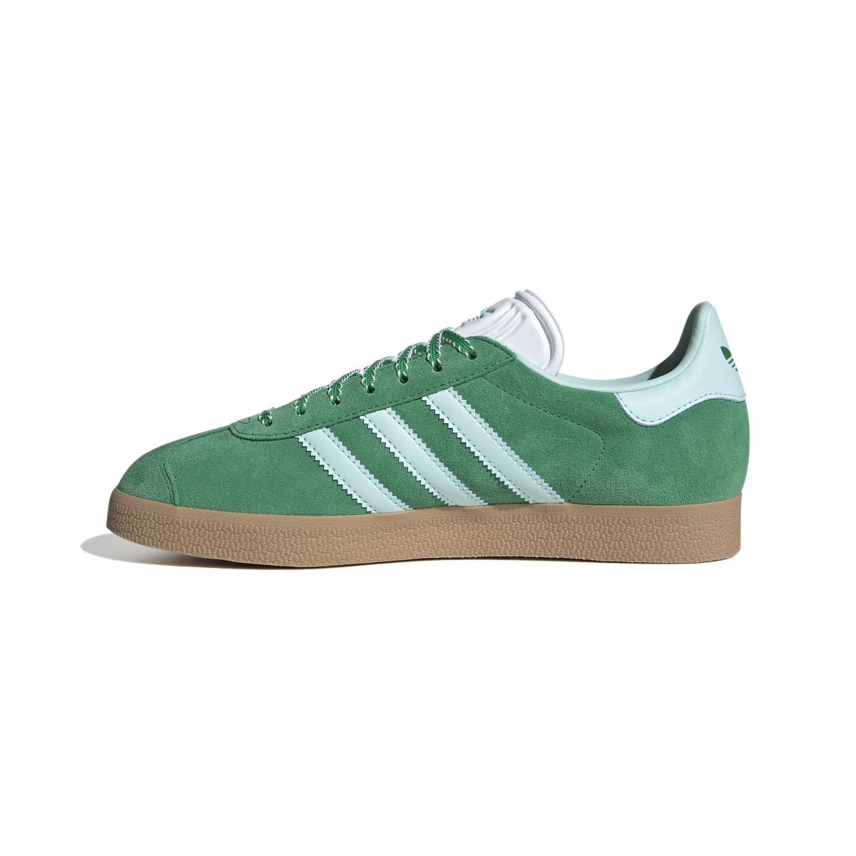 product/2/0/2025_10_adidas_jh7218_5_footwear_photography_side_medial_center_view_white.jpg