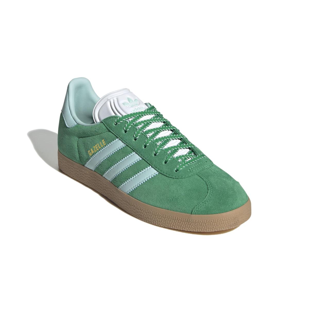 product/2/0/2025_10_adidas_jh7218_6_footwear_photography_front_lateral_top_view_white.jpg