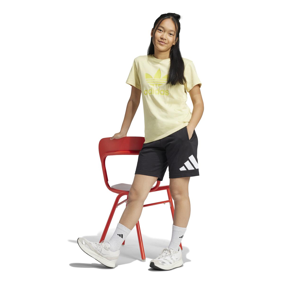 product/2/0/2025_adidas_je1391_4_apparel_on_model_walking_view_white.jpg