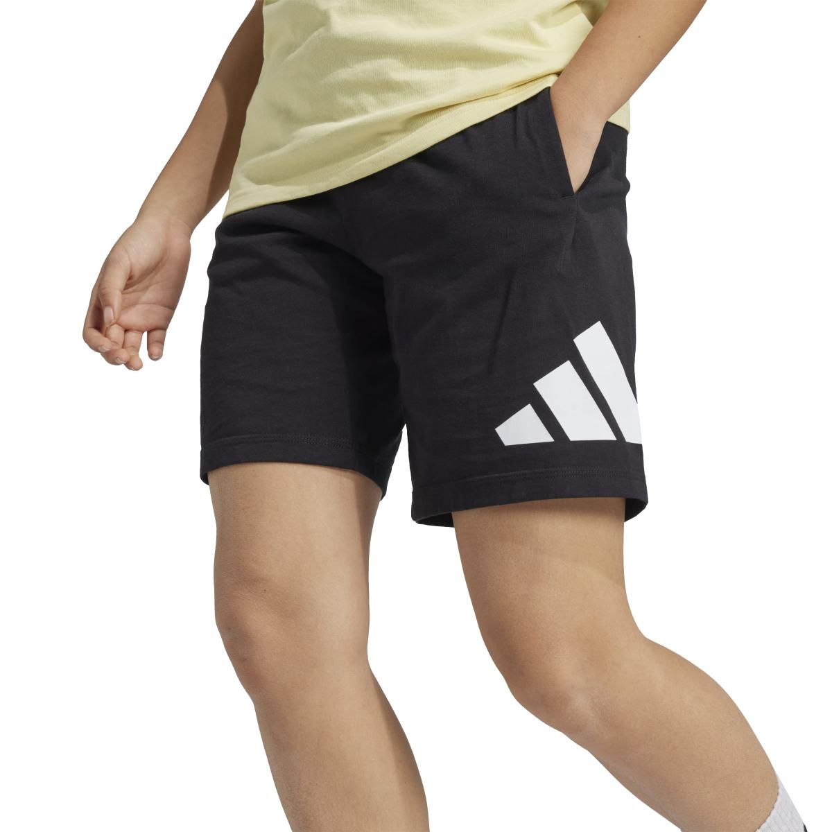 product/2/0/2025_adidas_je1391_6_apparel_on_model_detail_view_2_white.jpg
