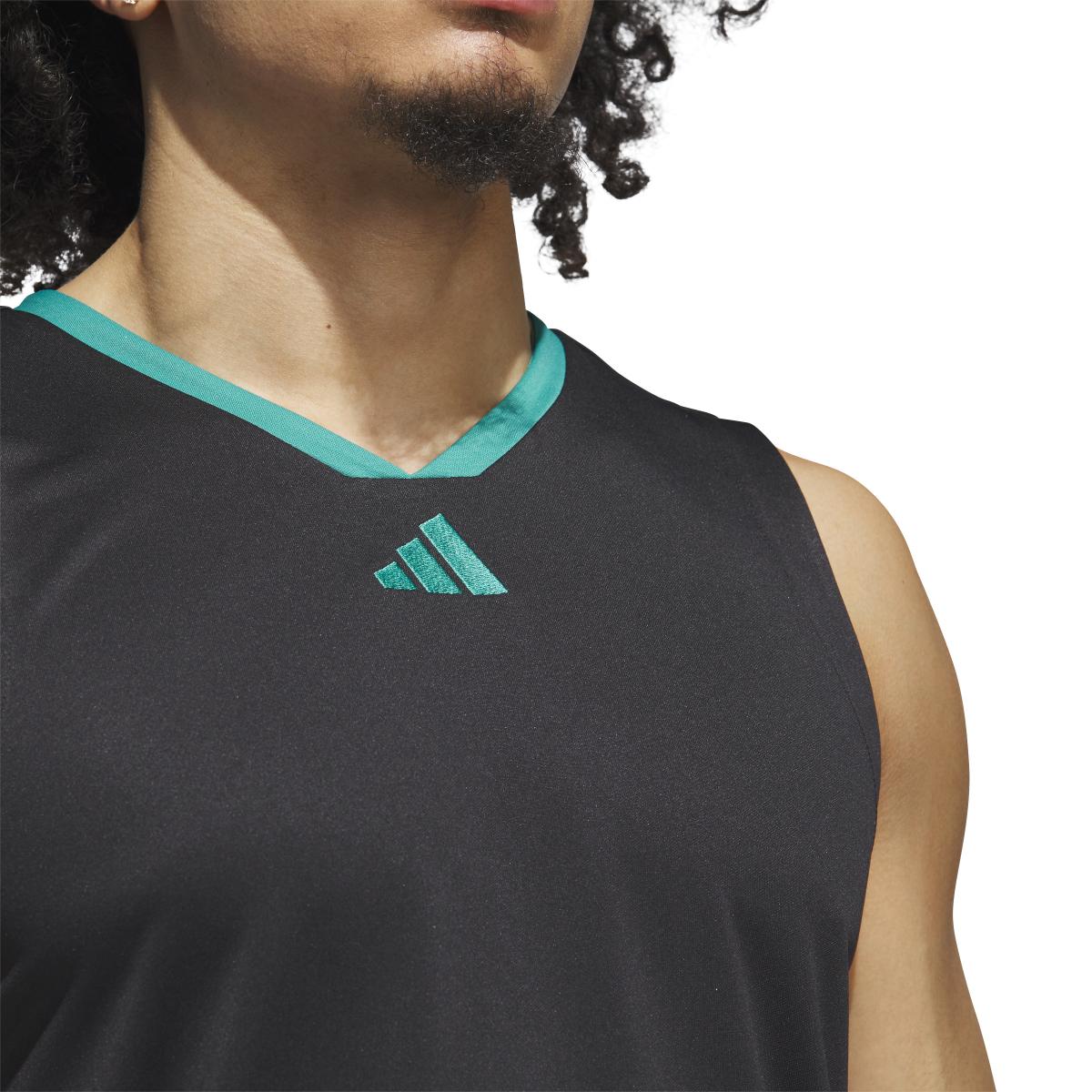 product/2/0/2025_adidas_jx8907_6_apparel_on_model_detail_view_1_white.jpg