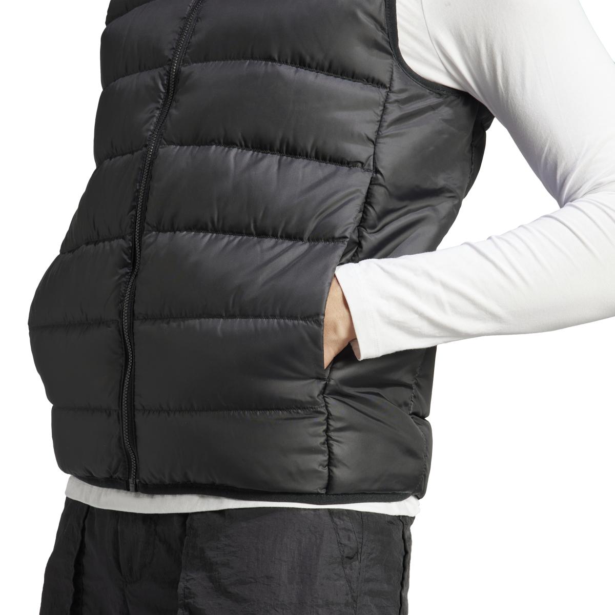 product/a/d/adidas-originals_hz5728_8_apparel_on_model_detail_view_2_white.jpg