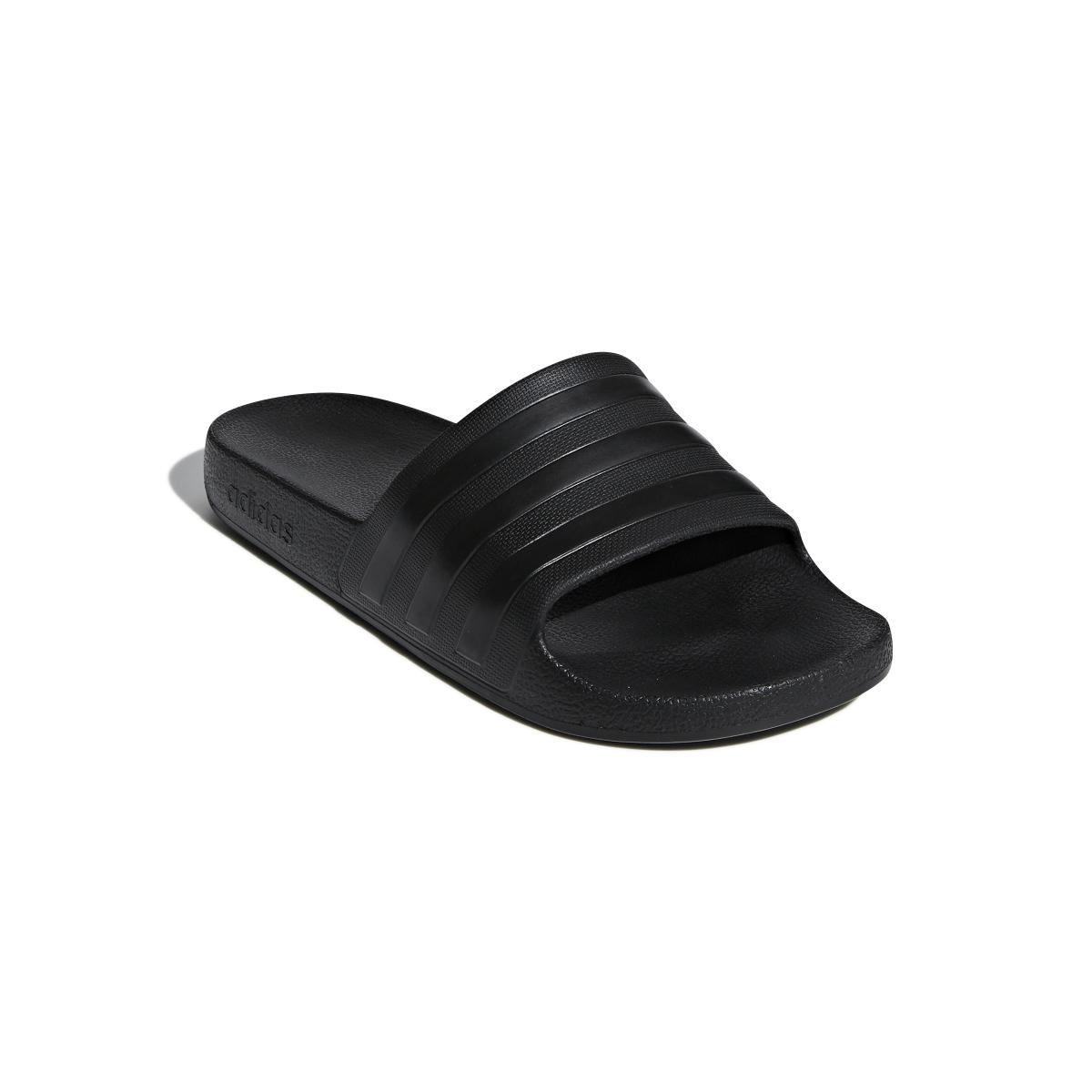 product/a/d/adidas_f35550_6_footwear_photography_front_lateral_top_view_white-nw112824.jpg