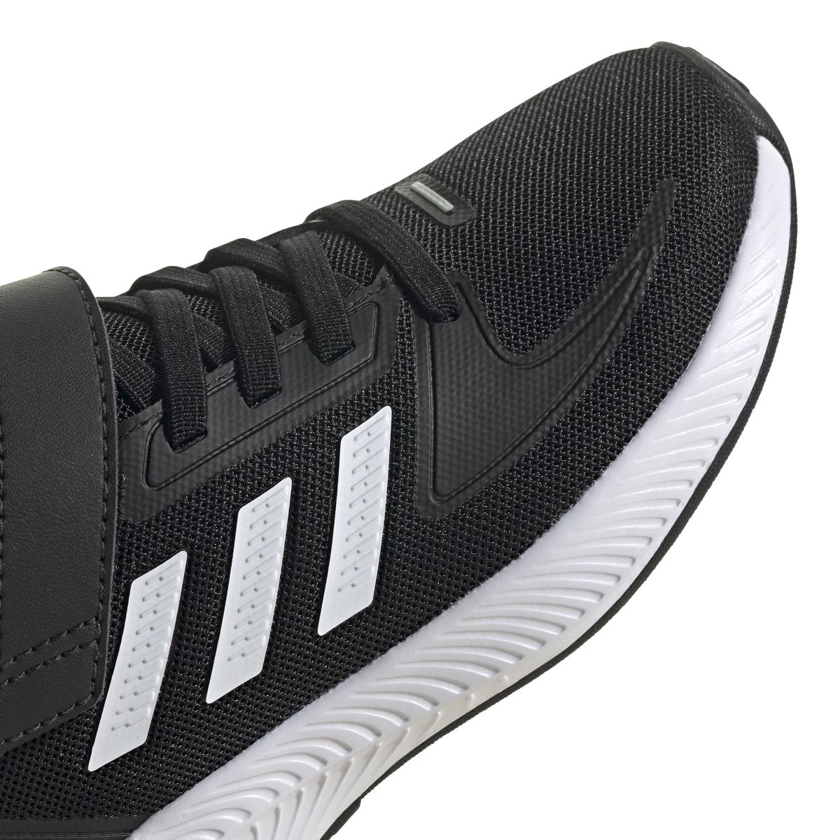 product/a/d/adidas_gx3530_8_footwear_photography_detail_view_1_white_000.jpg