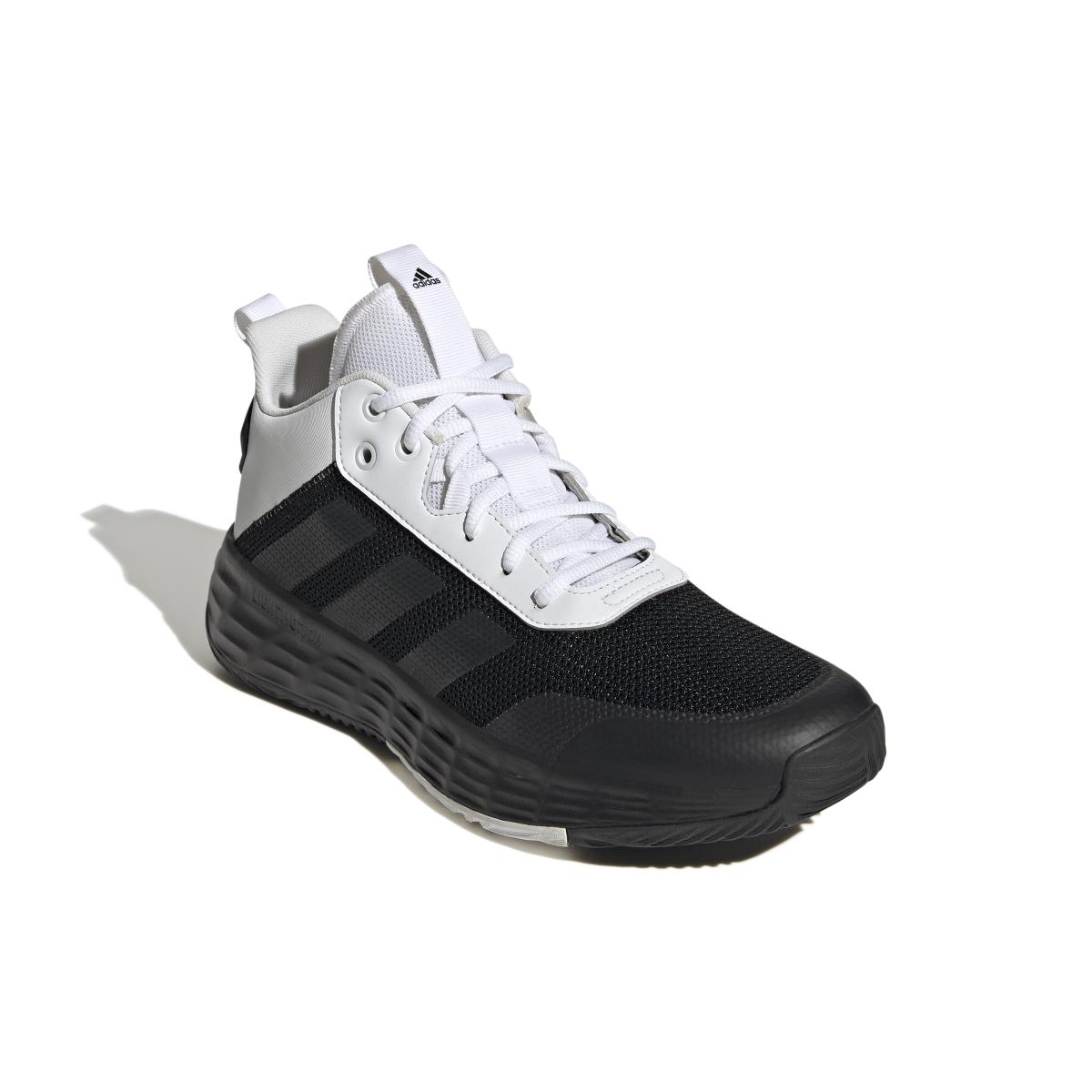 product/a/d/adidas_gy9696_6_footwear_photography_front_lateral_top_view_white_000.jpg