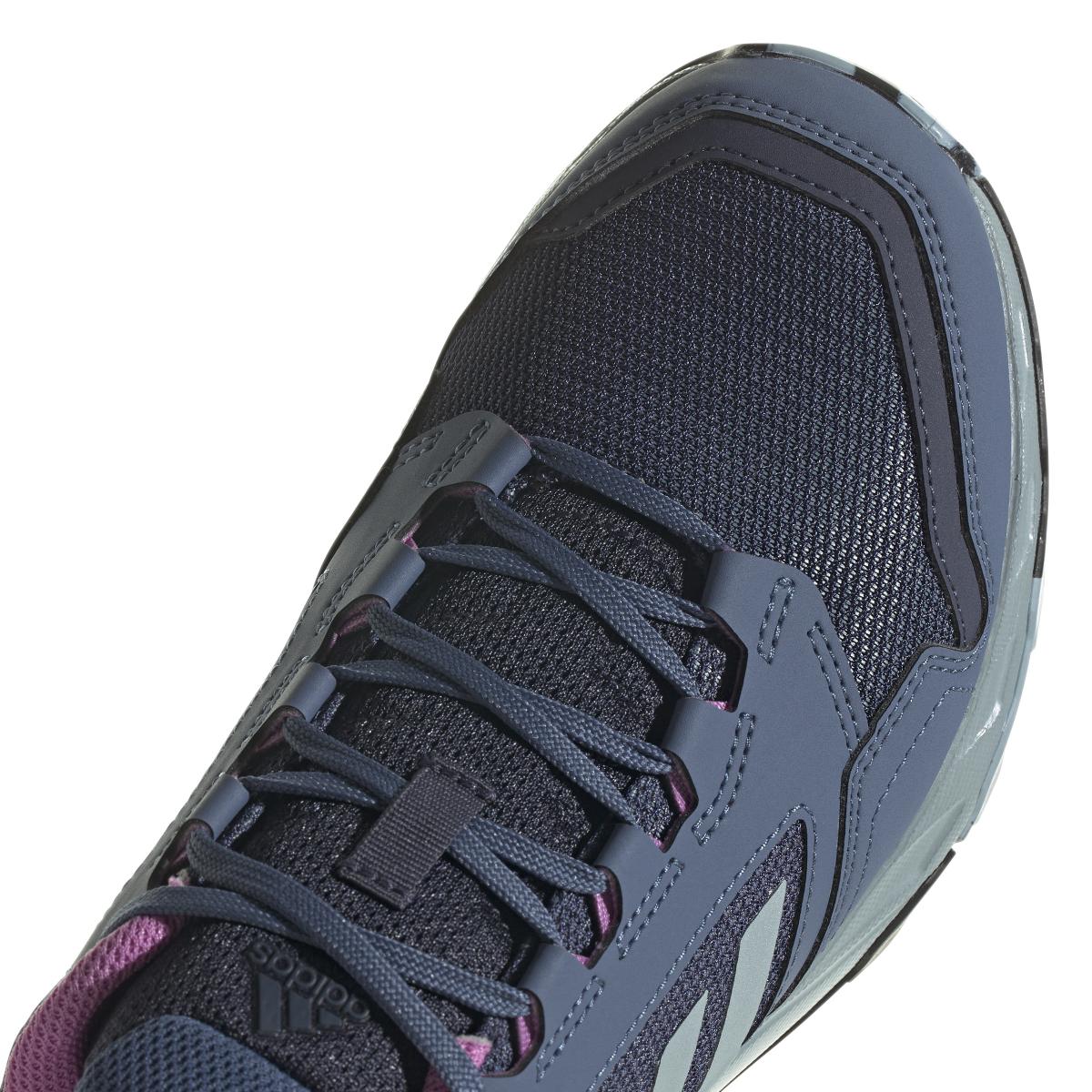 product/a/d/adidas_gz4080_9_footwear_photography_detail_view_2_white_000.jpg