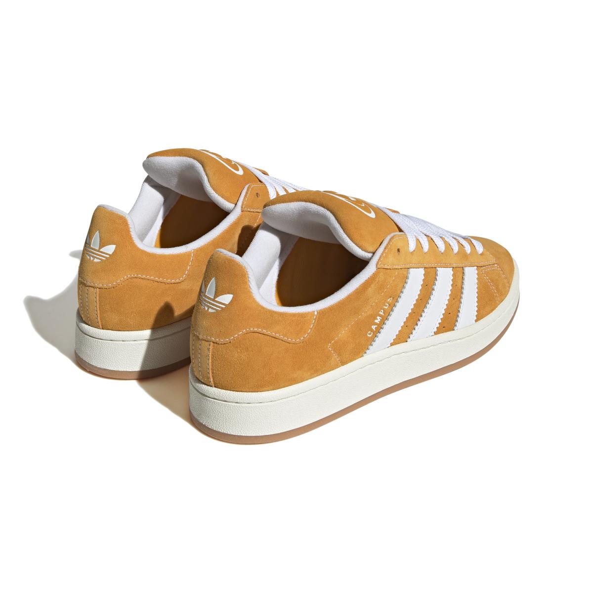 product/a/d/adidas_h03473_7_footwear_photography_back_lateral_top_view_white.jpg