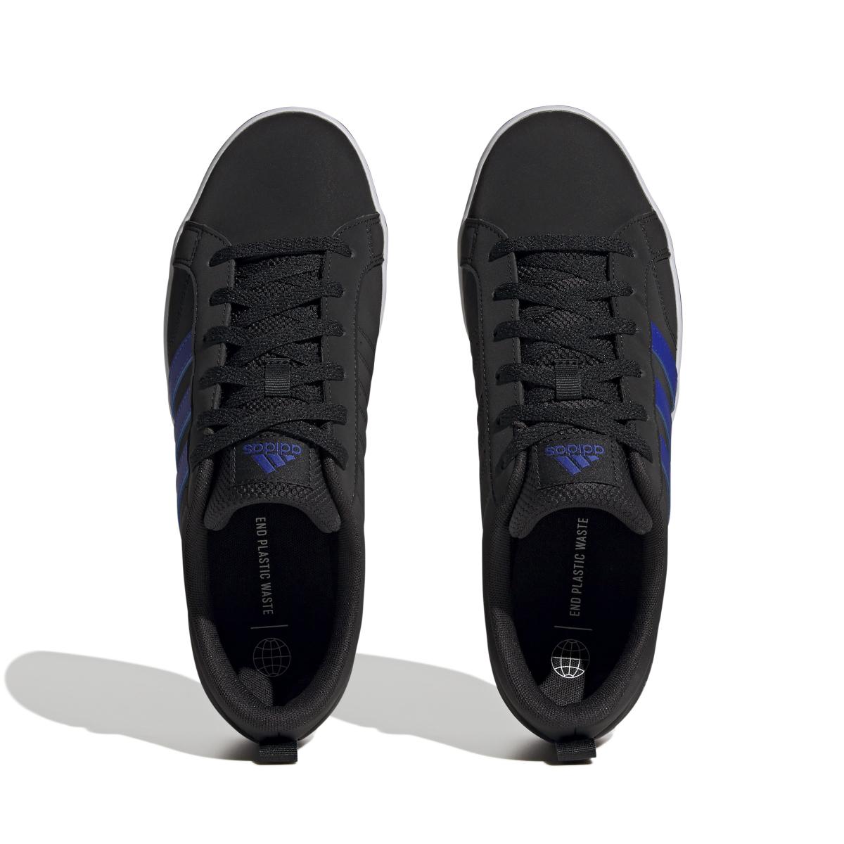 product/a/d/adidas_hp6004_3_footwear_photography_top_portrait_view_white-nw052424.jpg