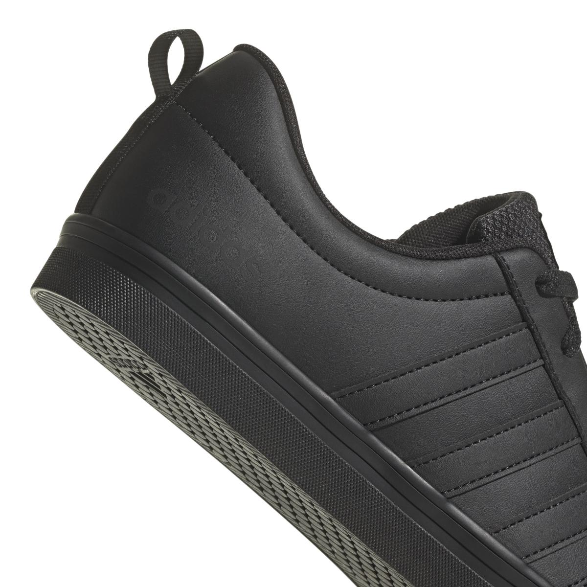 product/a/d/adidas_hp6008_8_footwear_photography_detail_view_1_white-nw031524.jpg