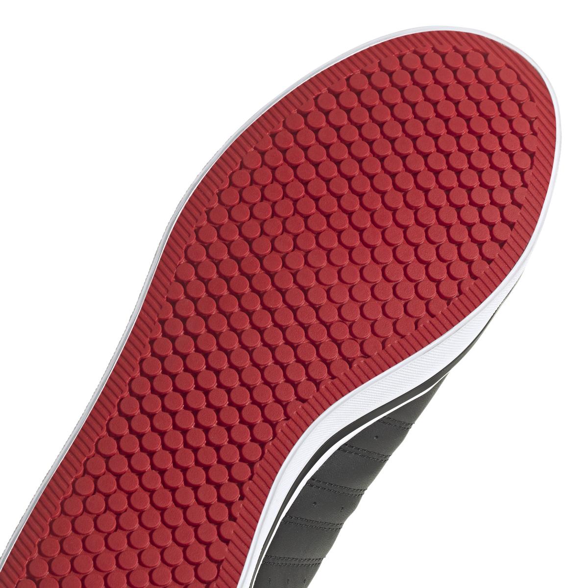 product/a/d/adidas_hp6009_9_footwear_photography_detail_view_2_white-nw052424.jpg