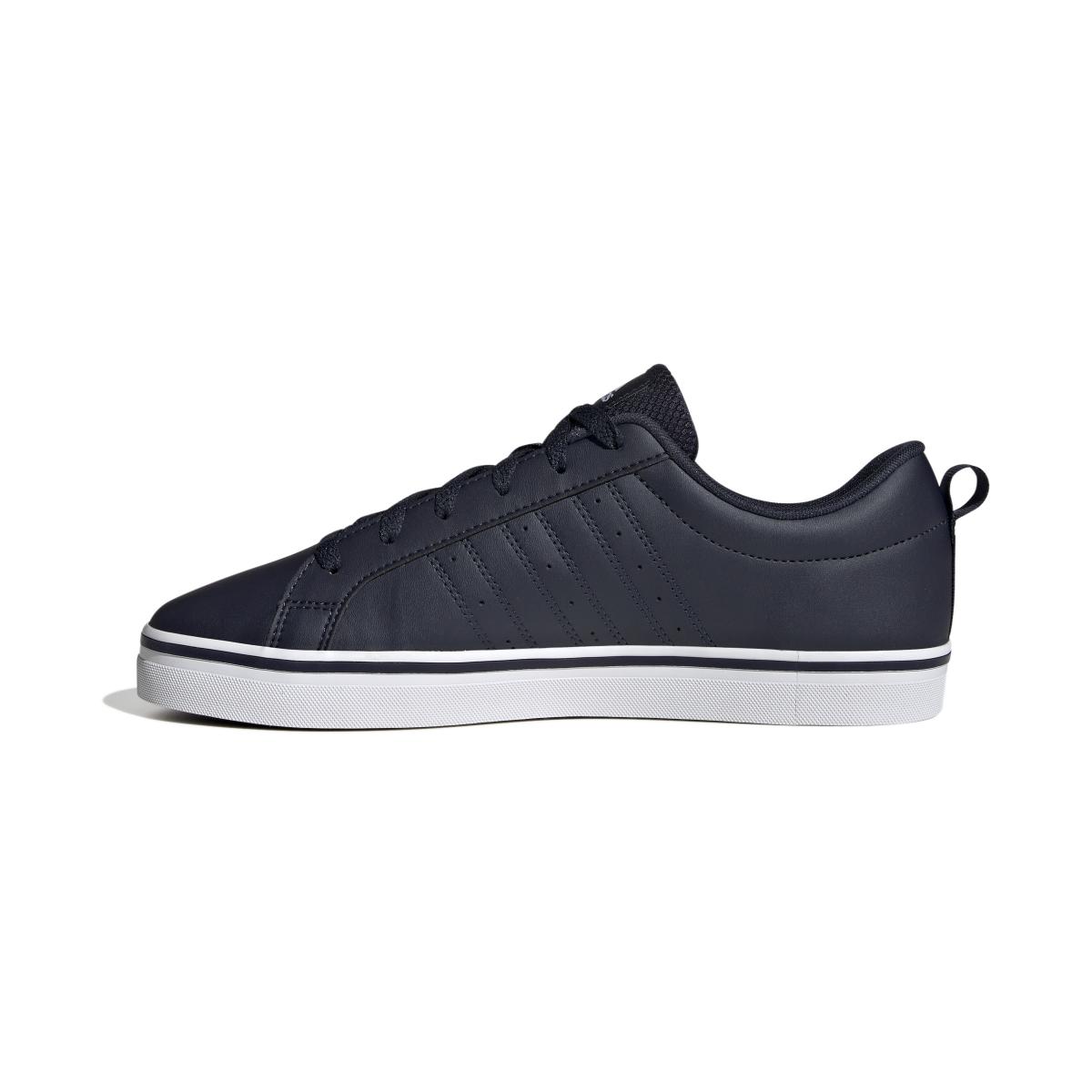 product/a/d/adidas_hp6011_5_footwear_photography_side_medial_center_view_white-nw052424.jpg
