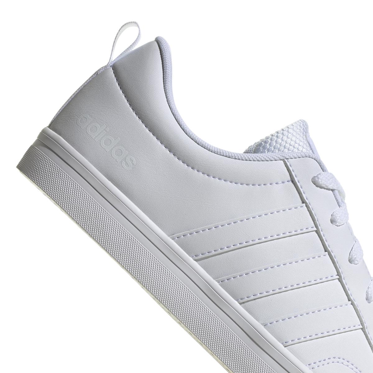 product/a/d/adidas_hp6012_8_footwear_photography_detail_view_1_white-nw052424.jpg