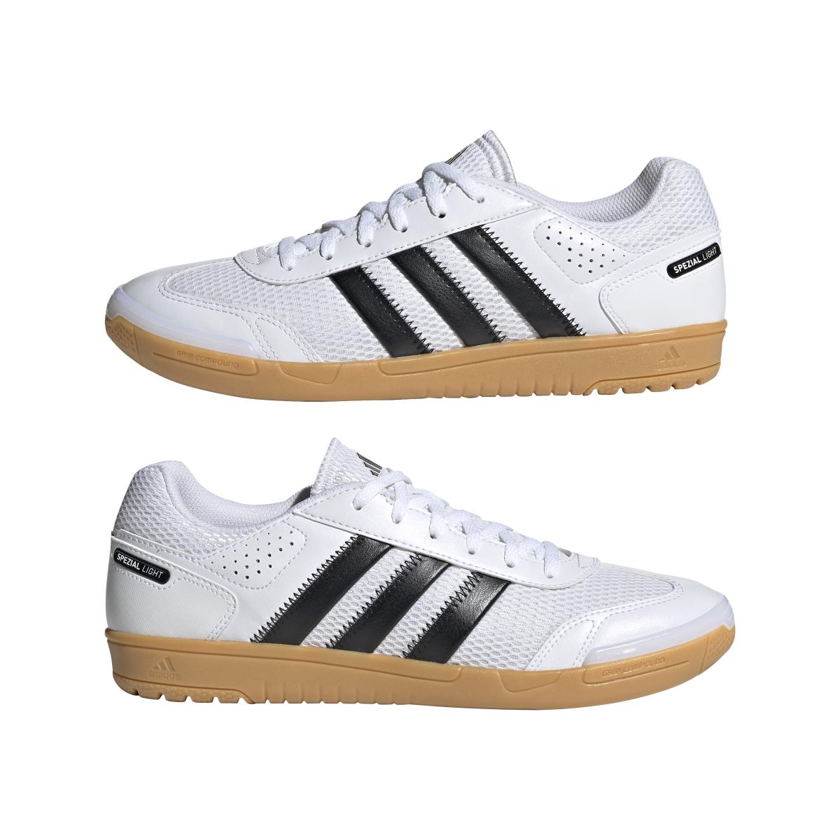 product/a/d/adidas_hq3518_10_footwear_photography_mirrored_pair_view_white-nw091625.jpg