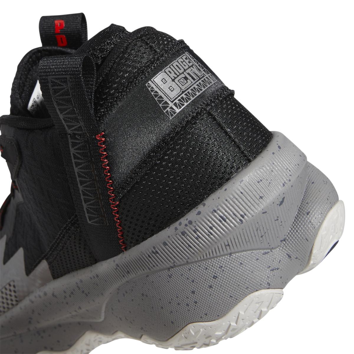 product/a/d/adidas_hr1558_9_footwear_photography_detail_view_2_white_000.jpg