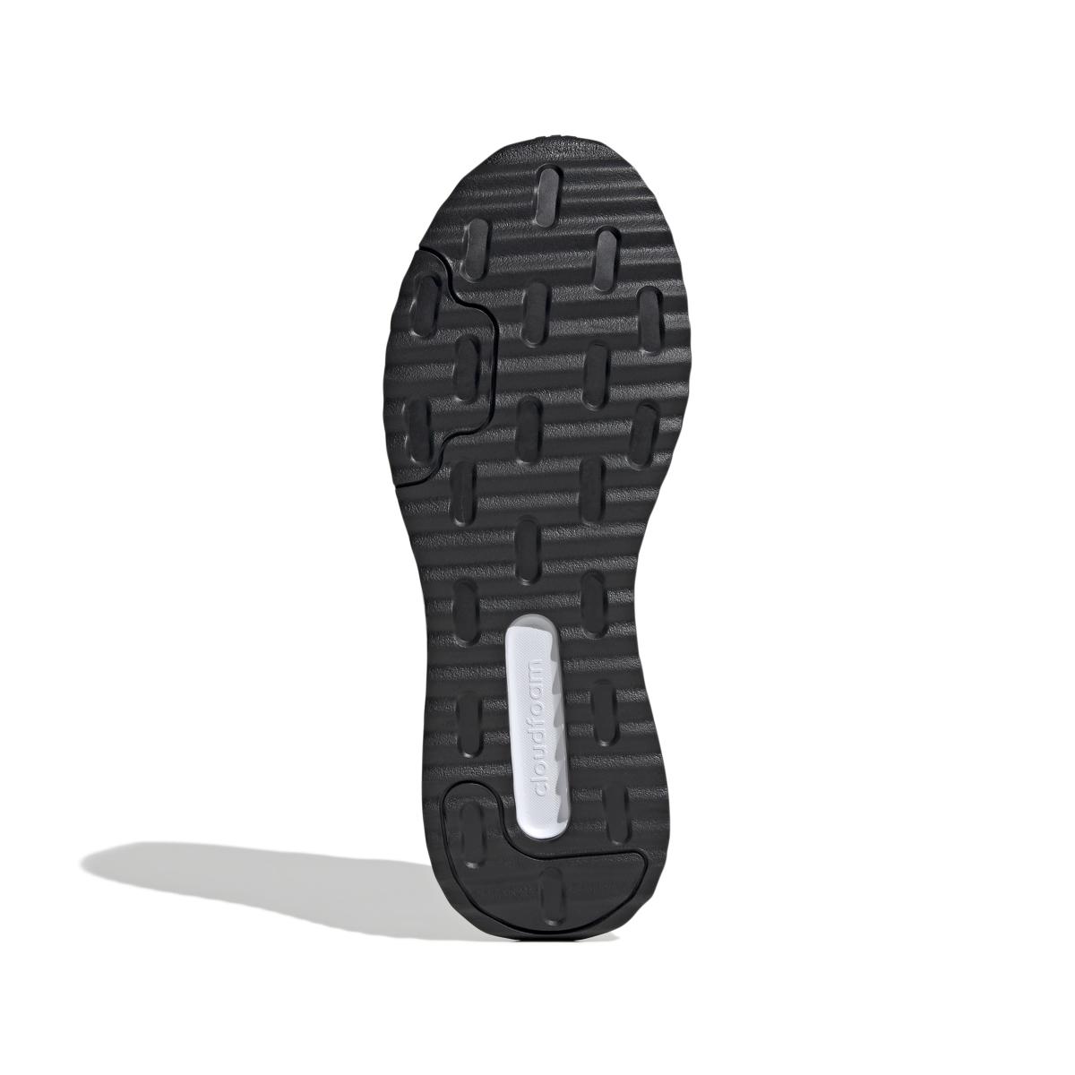 product/a/d/adidas_id0466_4_footwear_photography_bottom_view_white-nw052424.jpg