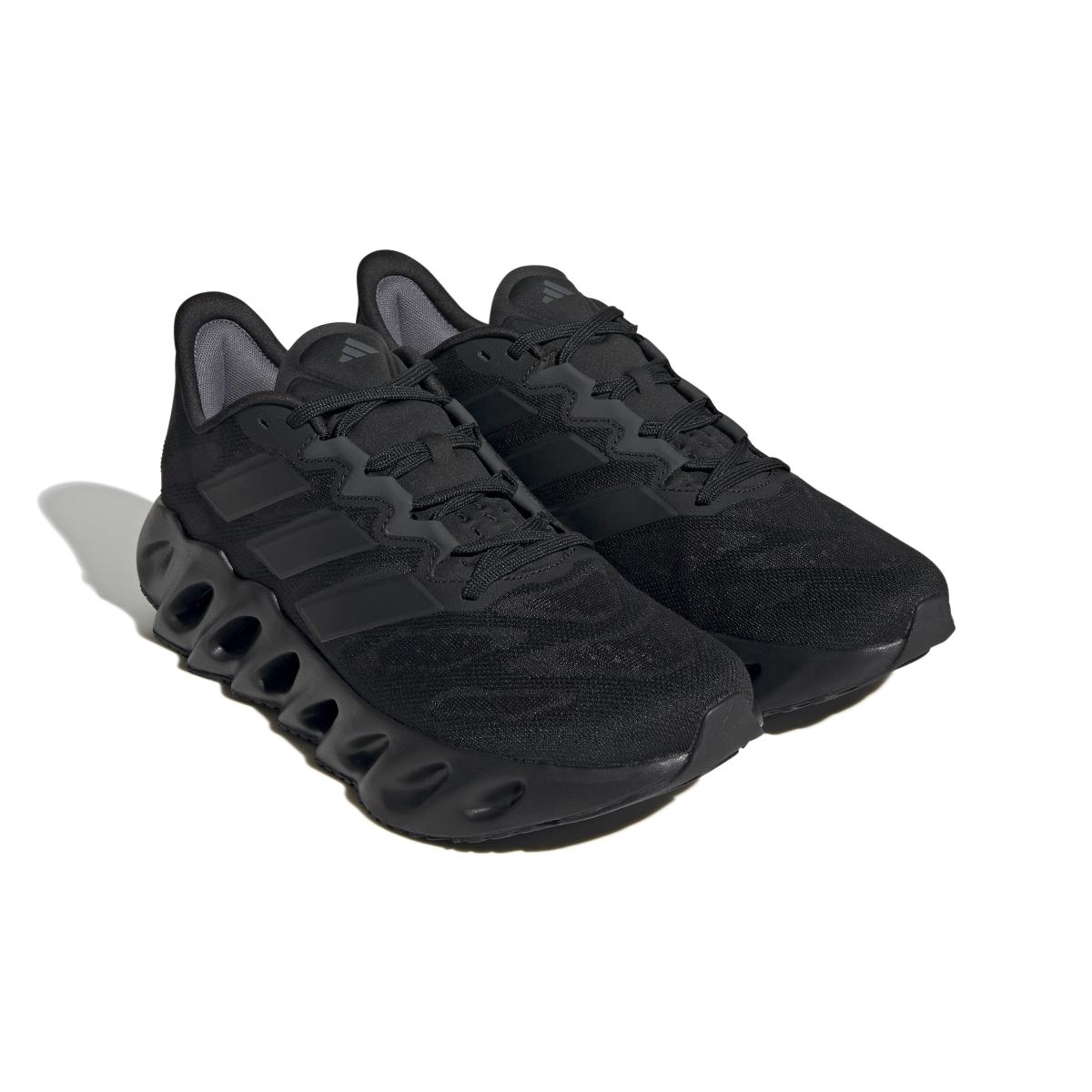 product/a/d/adidas_id1779_6_footwear_photography_front_lateral_top_view_white_bv.jpg