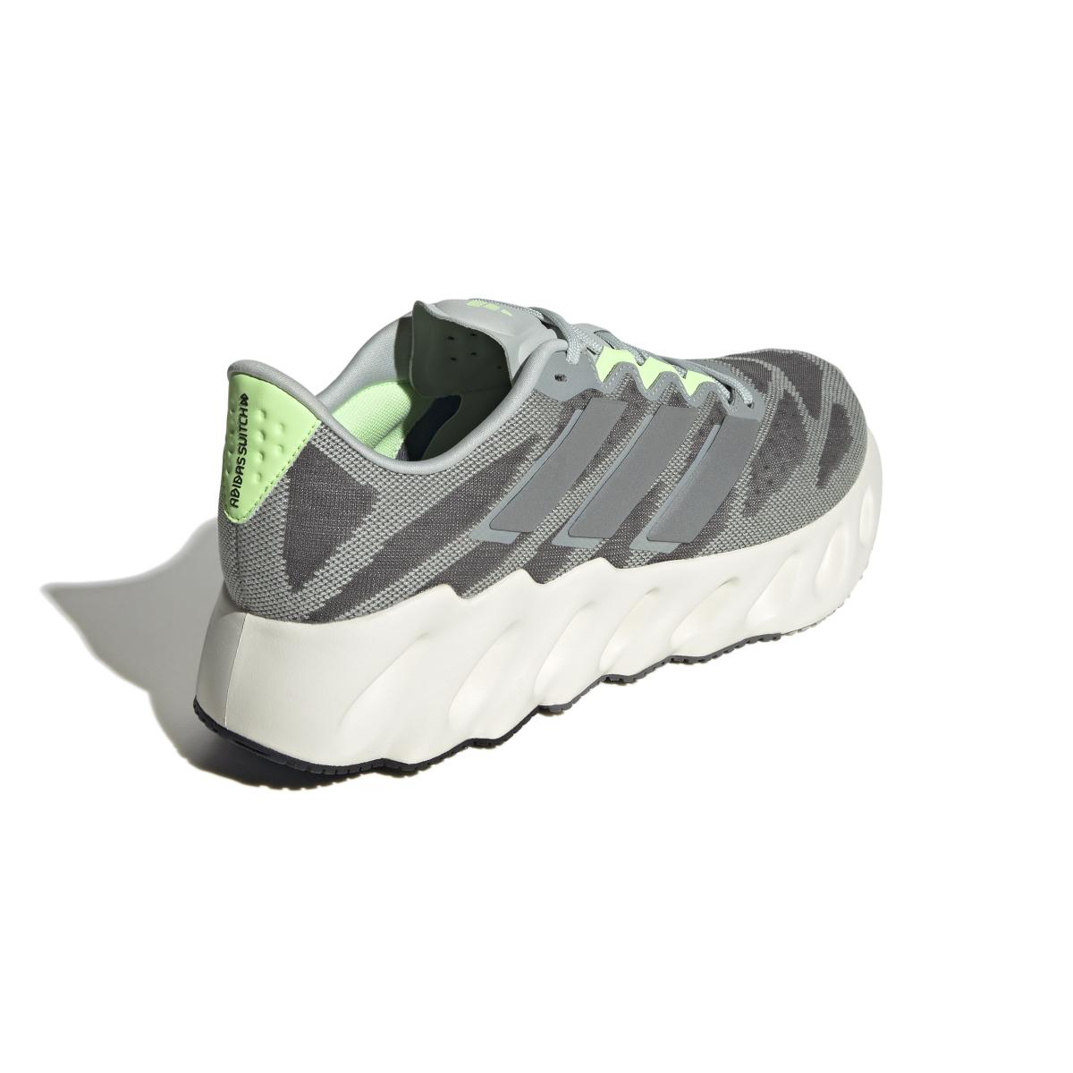 product/a/d/adidas_id2635_7_footwear_photography_back_lateral_top_view_white.jpg