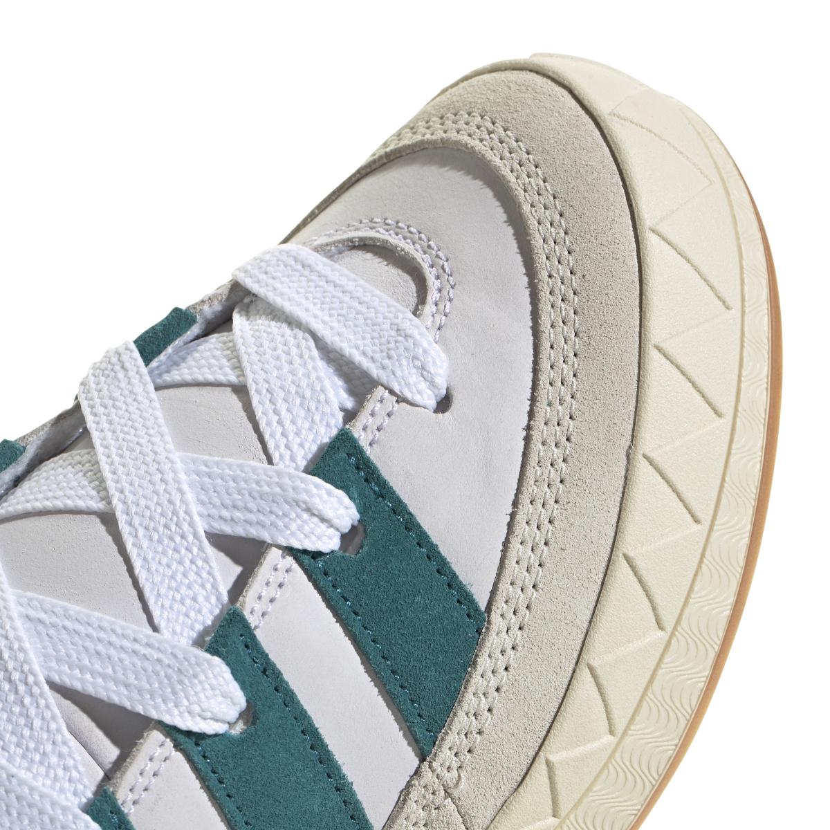 product/a/d/adidas_id3935_8_footwear_photography_detail_view_1_white.jpg
