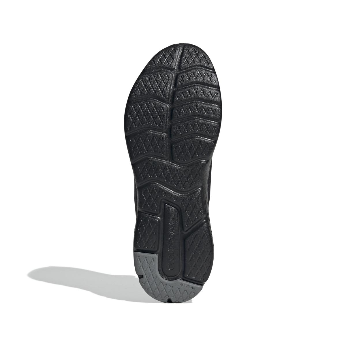 product/a/d/adidas_id6520_4_footwear_photography_bottom_view_white-nw091625.jpg