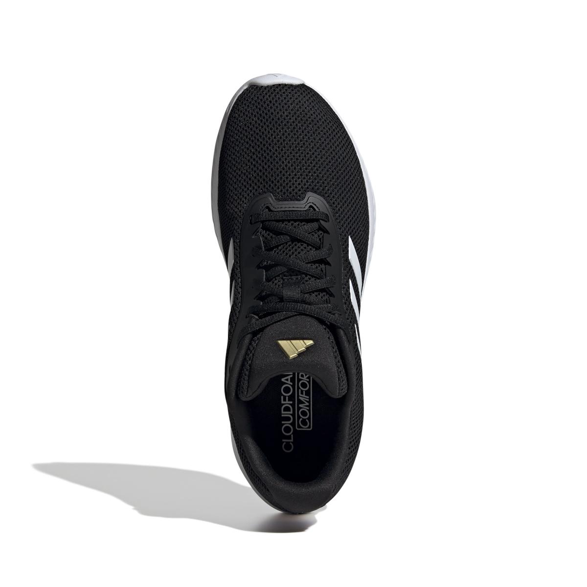 product/a/d/adidas_id6527_3_footwear_photography_top_portrait_view_white.jpg