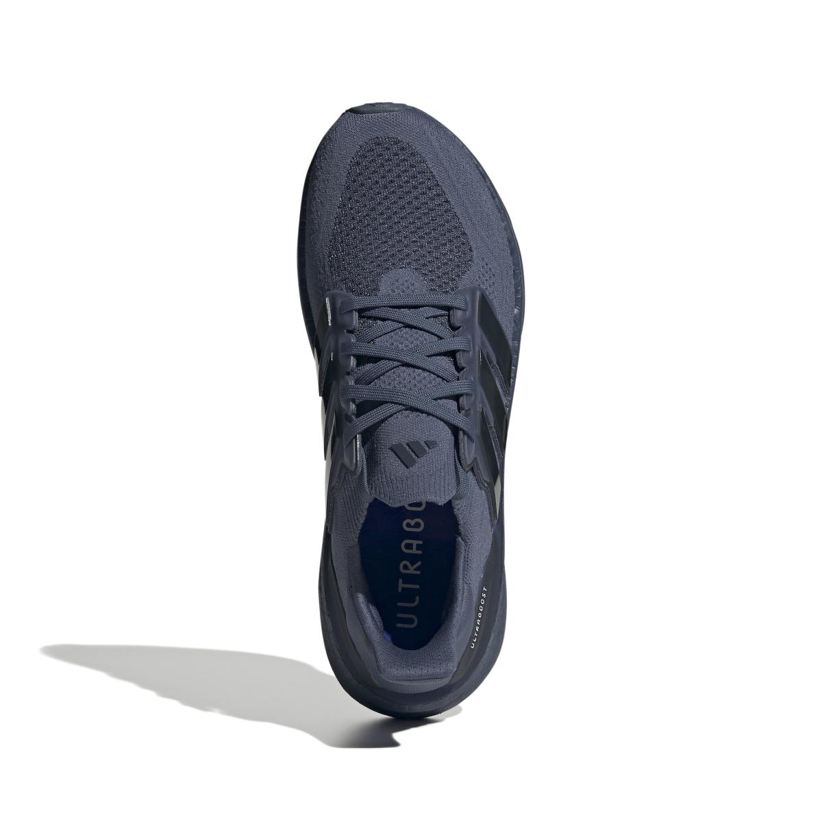 product/a/d/adidas_if1479_3_footwear_photography_top_portrait_view_white.jpg