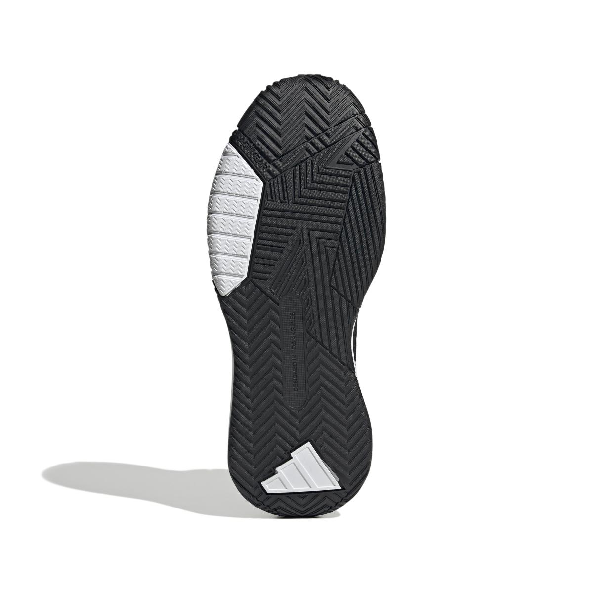 product/a/d/adidas_if4568_4_footwear_photography_bottom_view_white.jpg