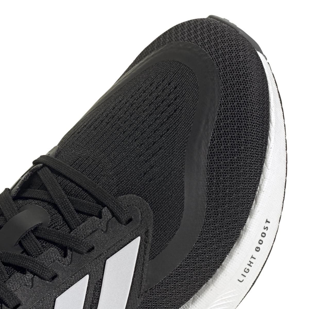 product/a/d/adidas_if9191_8_footwear_photography_detail_view_1_white-nw091625.jpg
