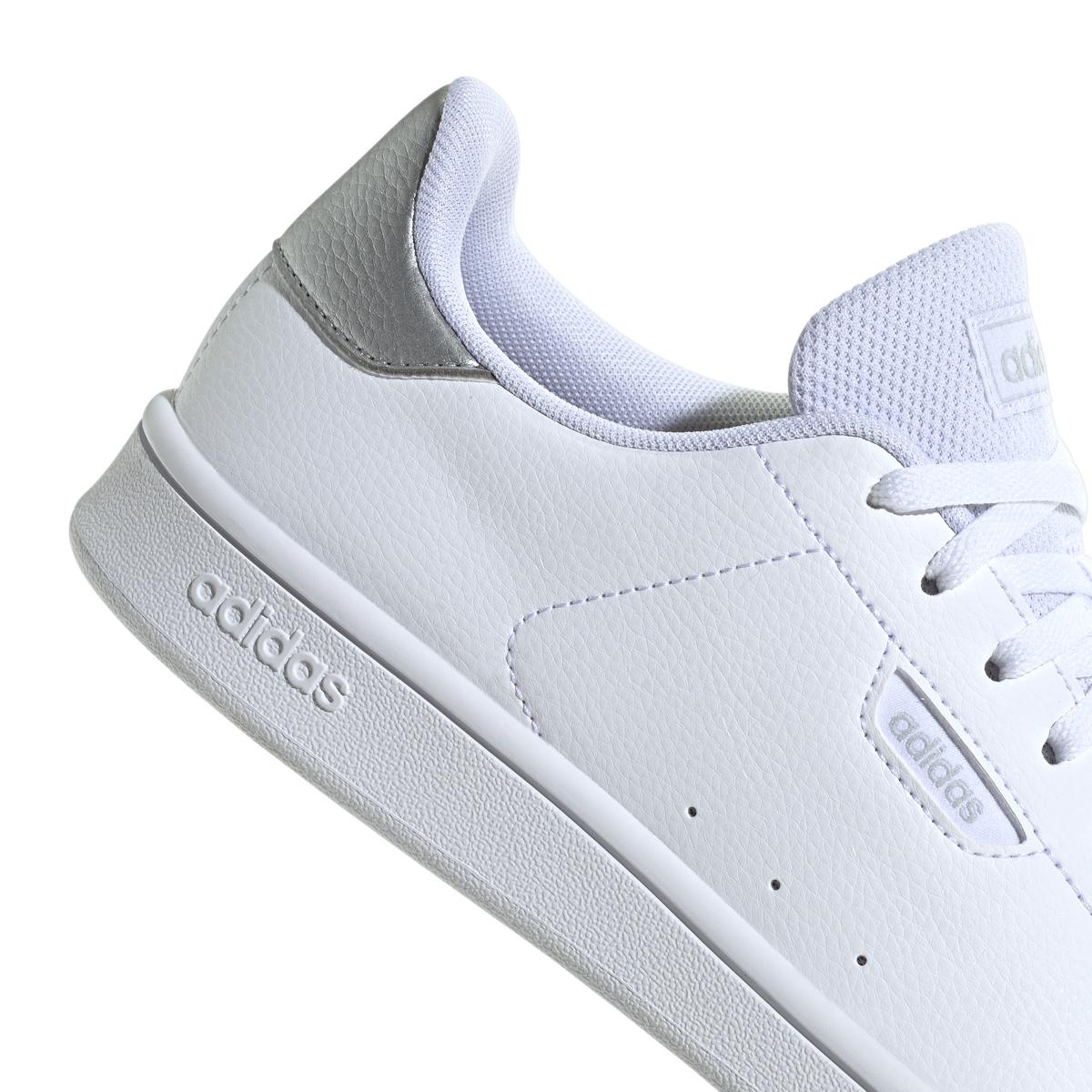 product/a/d/adidas_if9787_8_footwear_photography_detail_view_1_white-nw110824.jpg