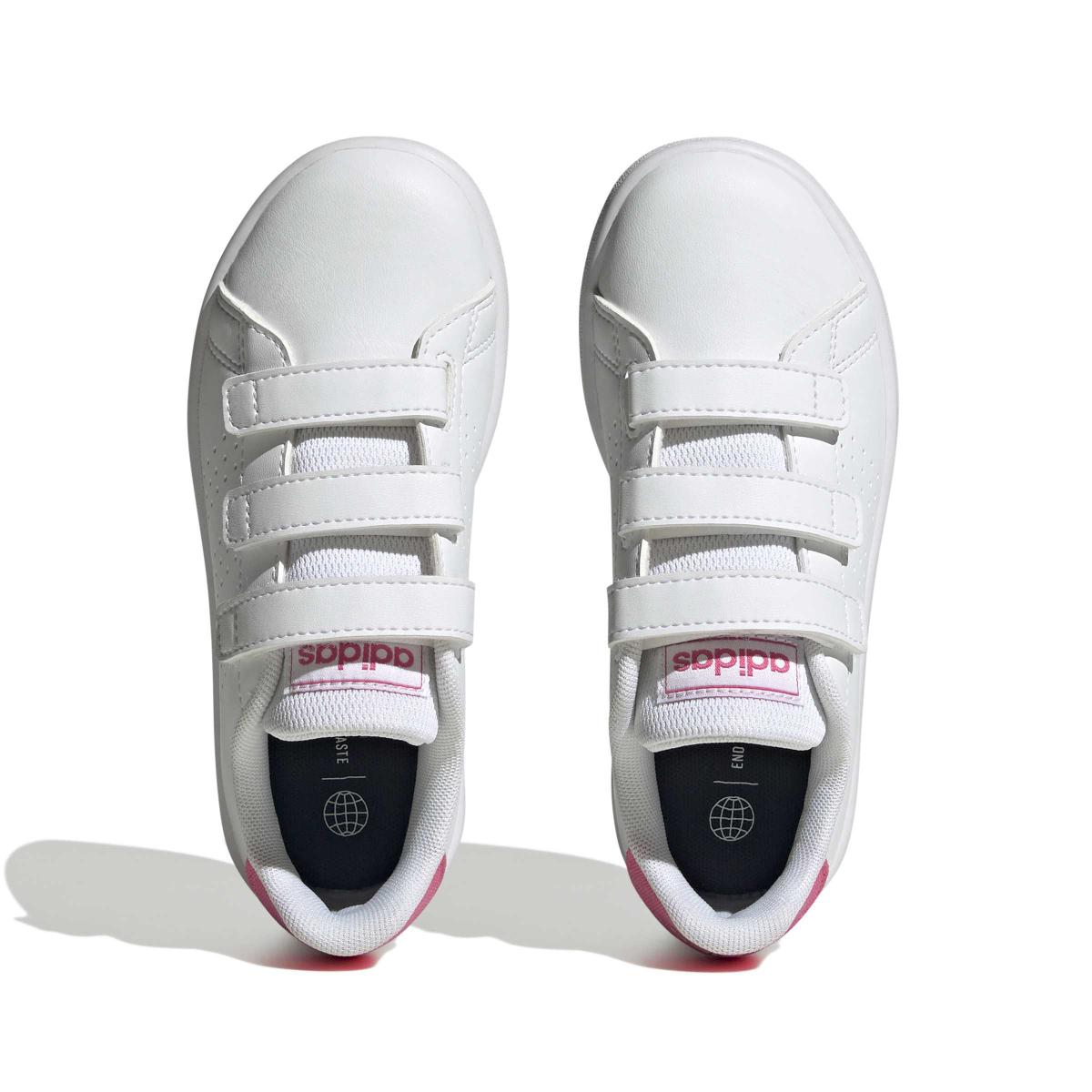product/a/d/adidas_ig2521_3_footwear_photography_top_portrait_view_white-nw091625.jpg