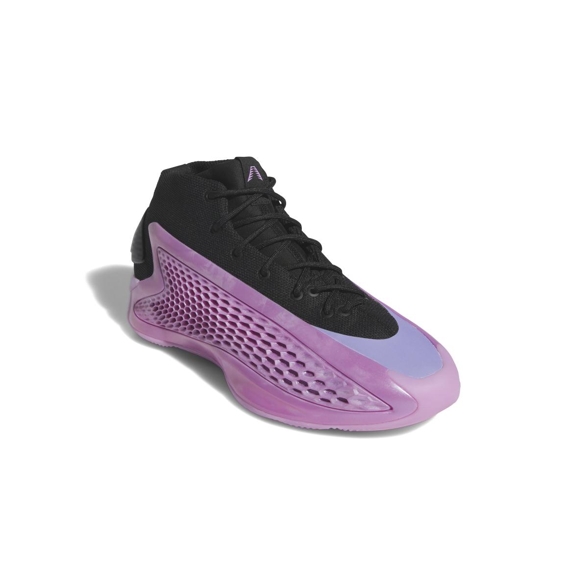 product/a/d/adidas_ig6670_6_footwear_photography_front_lateral_top_view_white-nw111924.jpg
