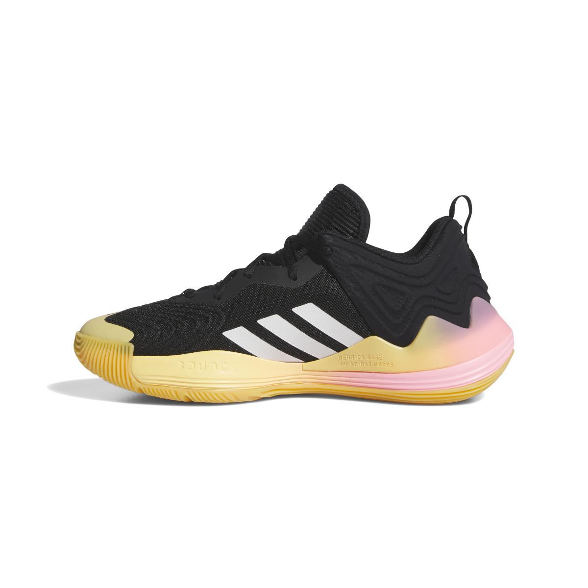 product/a/d/adidas_ig9083_5_footwear_photography_side_medial_center_view_white.jpg