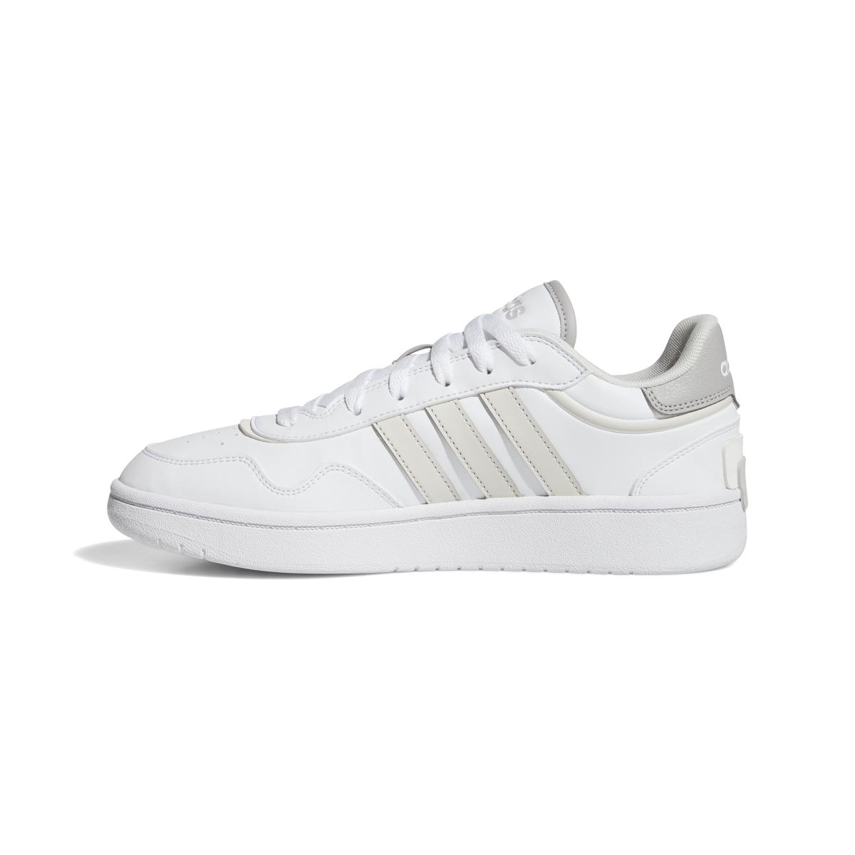 product/a/d/adidas_ih0166_5_footwear_photography_side_medial_center_view_white.jpg