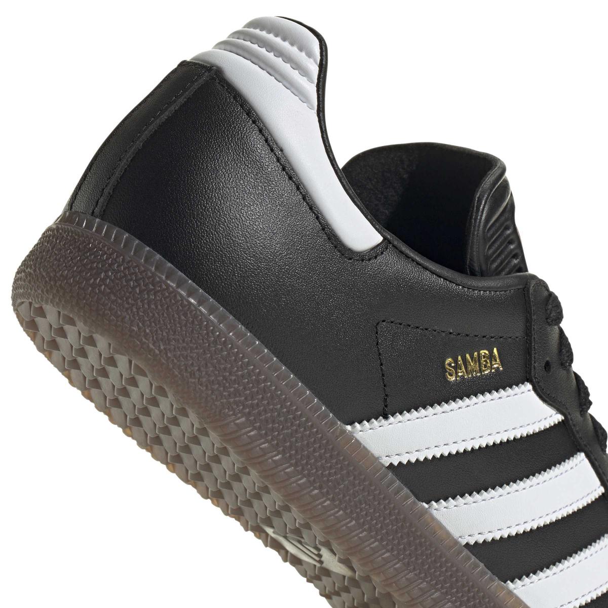 product/a/d/adidas_ih6000_8_footwear_photography_detail_view_2_white-nw091625.jpg