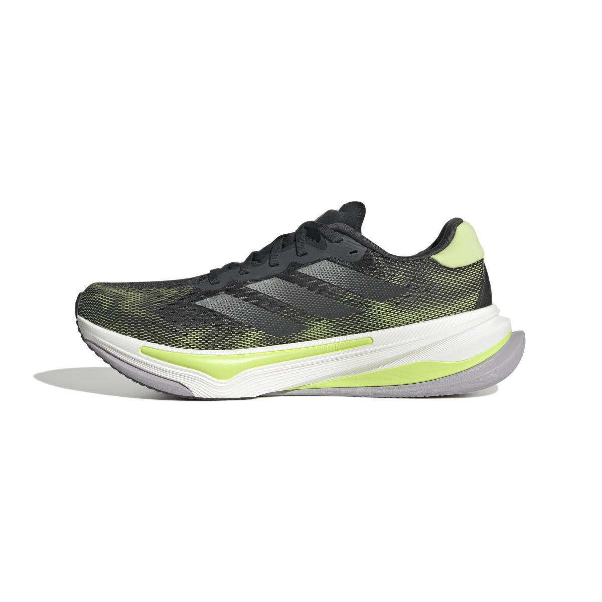 product/a/d/adidas_ih8634_5_footwear_photography_side_medial_center_view_white-nw091625.jpg