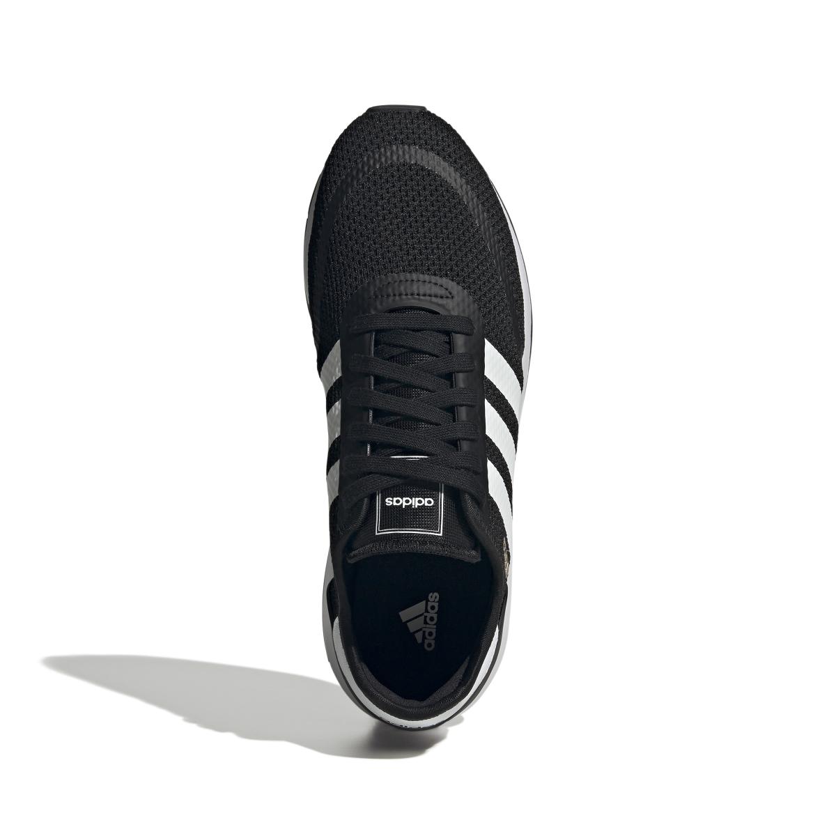 product/a/d/adidas_ih8875_3_footwear_photography_top_portrait_view_white-nw052424.jpg