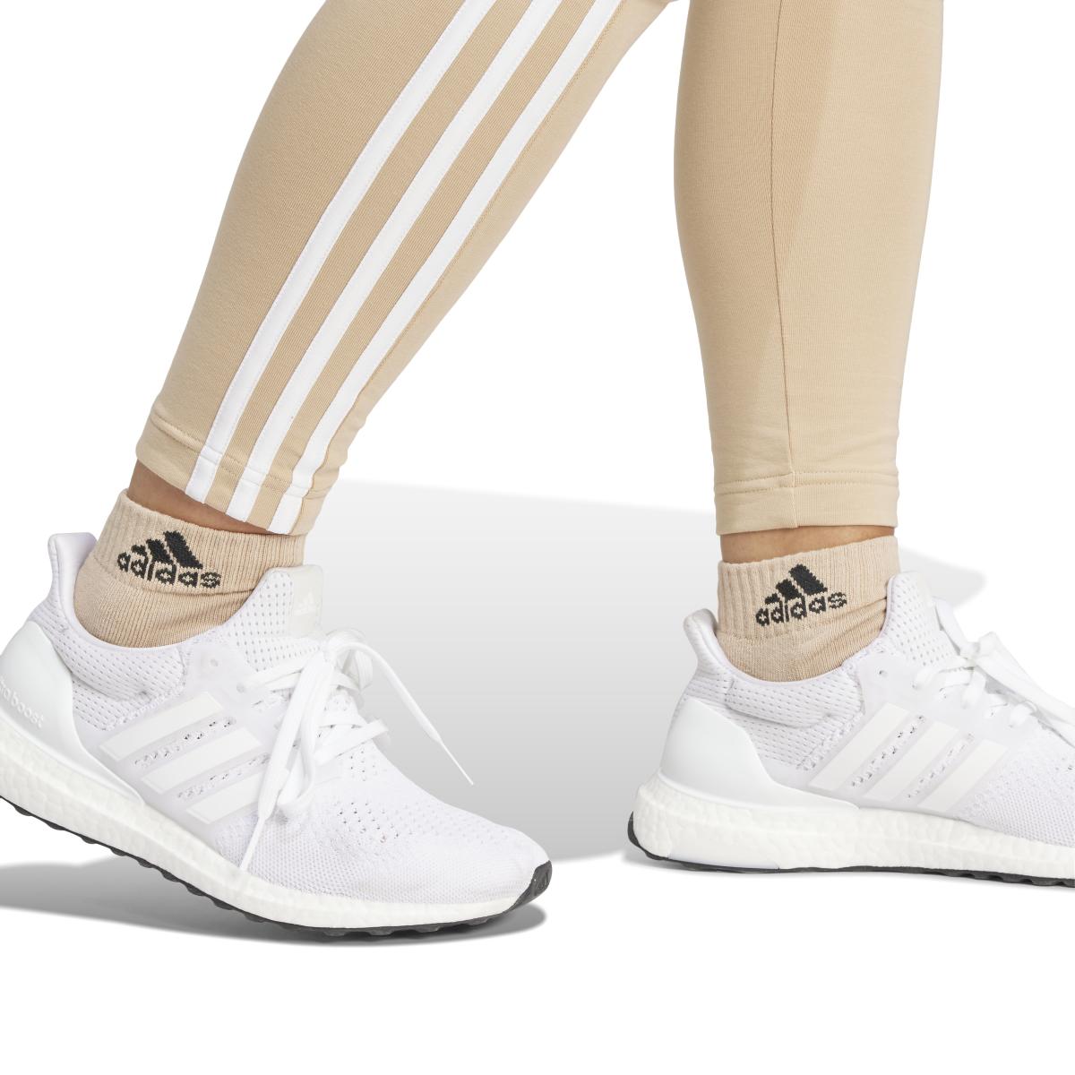 product/a/d/adidas_ir5346_7_apparel_on_model_detail_view_2_white.jpg
