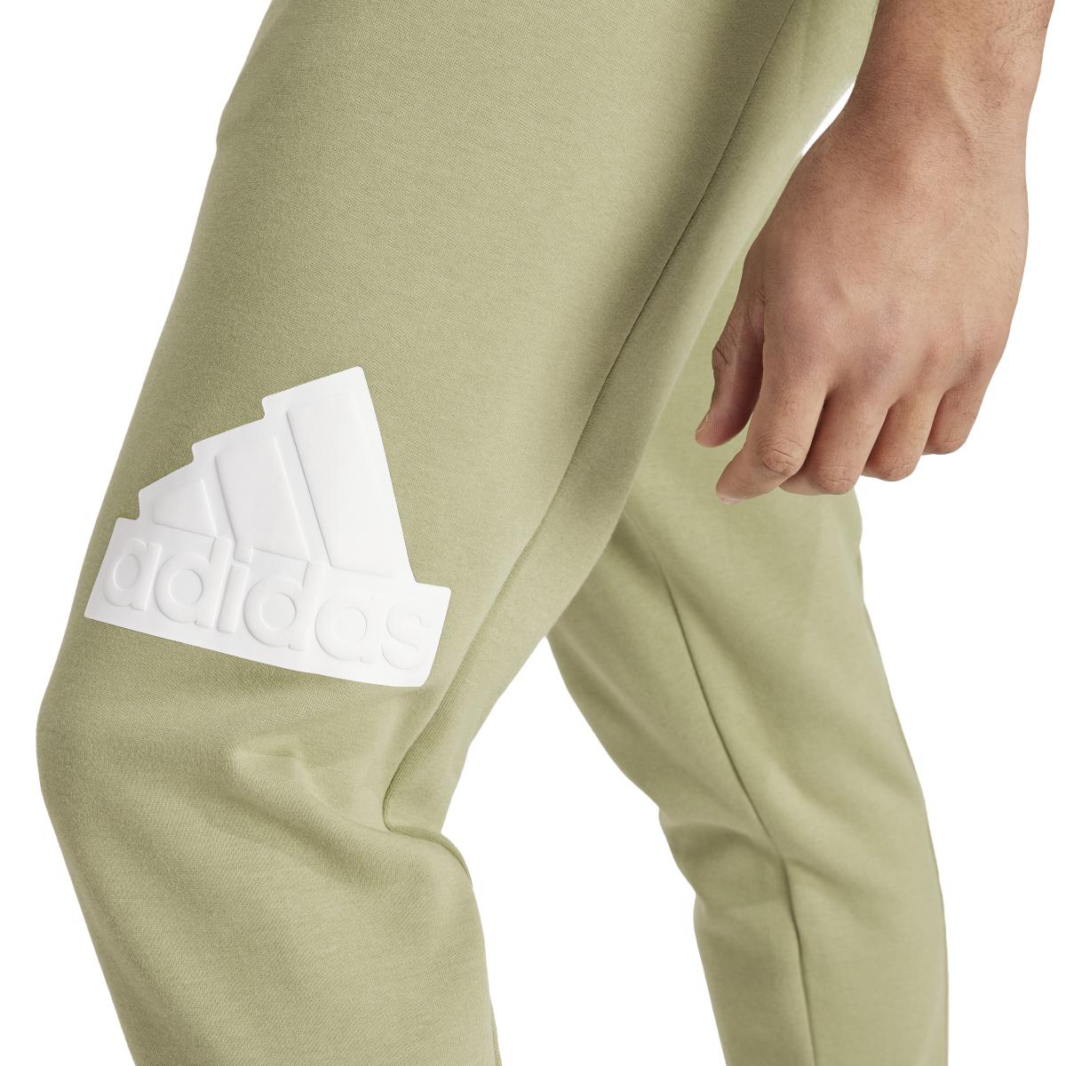 product/a/d/adidas_iw8561_8_apparel_on_model_detail_view_2_white.jpg