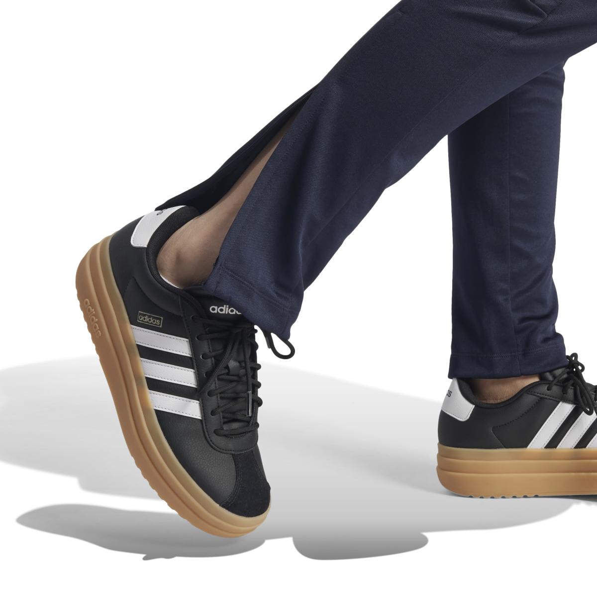 product/a/d/adidas_ix3506_8_apparel_on_model_detail_view_2_white.jpg