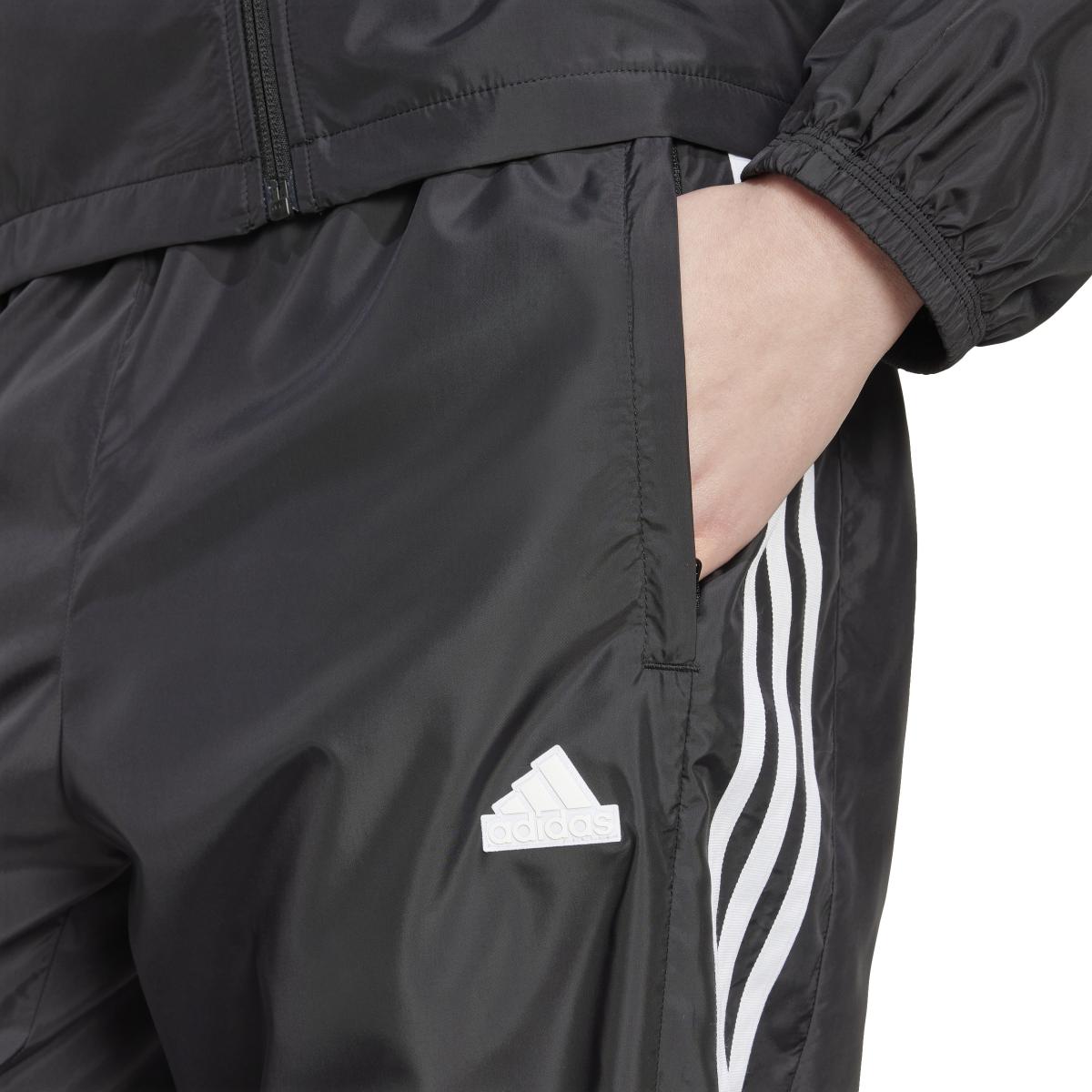 product/a/d/adidas_ix3515_8_apparel_on_model_detail_view_1_white.jpg