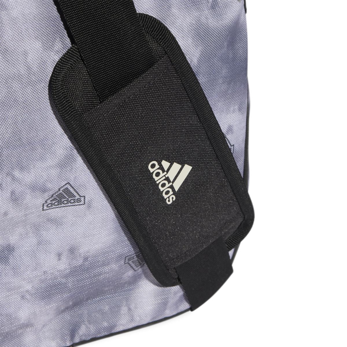 product/a/d/adidas_ix6807_5_hardware_photography_detail_view_2_white.jpg