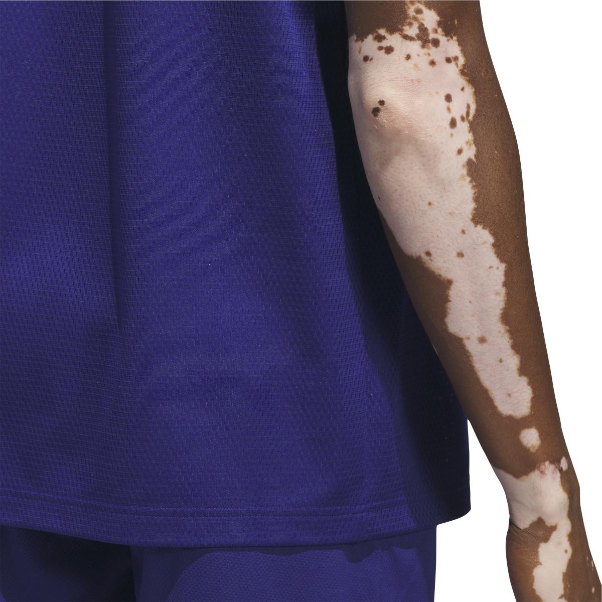 product/a/d/adidas_ix8133_8_apparel_on_model_detail_view_2_white.jpg