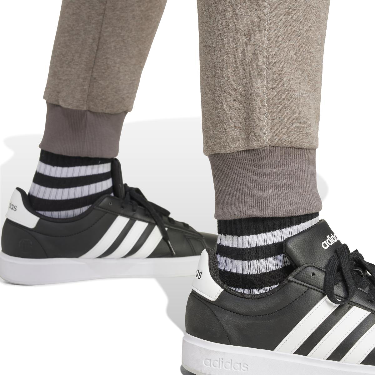 product/a/d/adidas_iy6611_7_apparel_on_model_detail_view_2_white.jpg